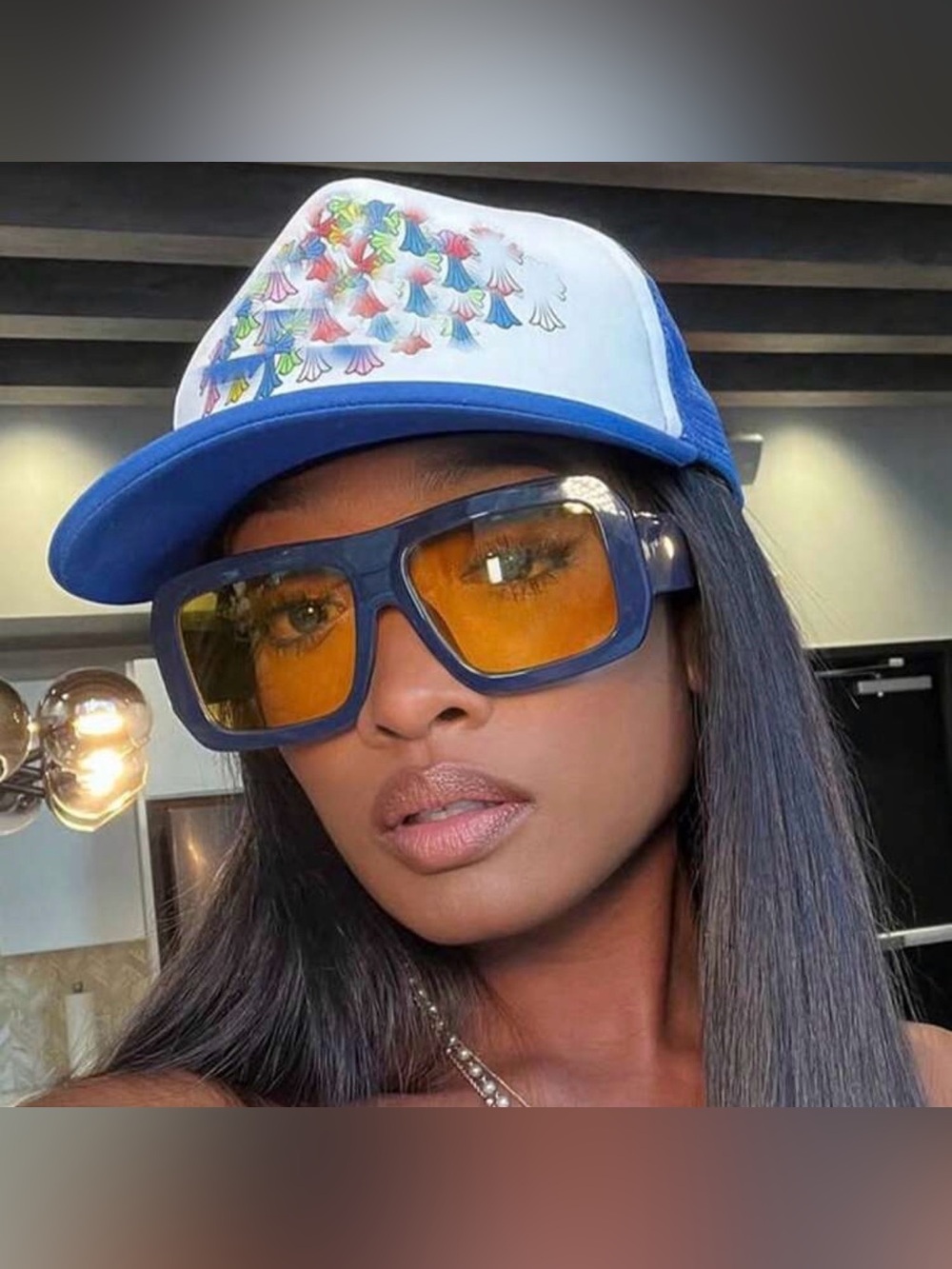 Stylish Women's Oversized Blue Frame Sunglasses with Amber Lenses